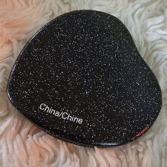 Coach Black Glitter Heart Shaped Dual Compact Mirror New With Tags - Picture 4 of 6